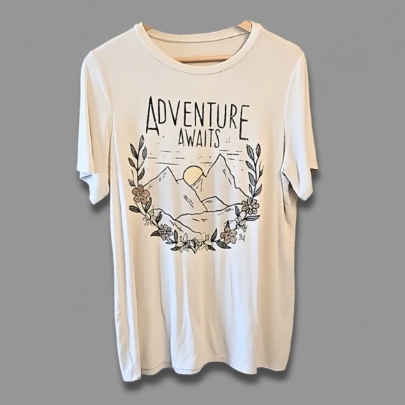 Grace and Lace Adventure Awaits Graphic Tee Cream Small - Picture 3 of 8